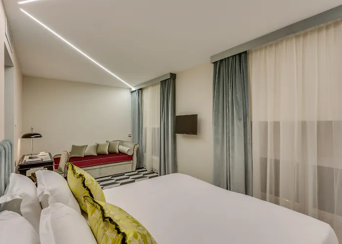 Otel Otivm