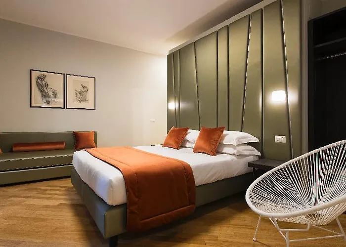 Otel Otivm 4*